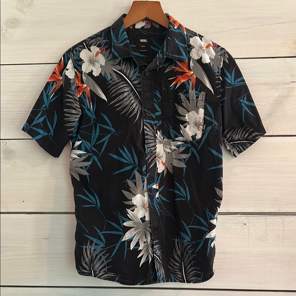 Vissla Men's Black Floral Shirt